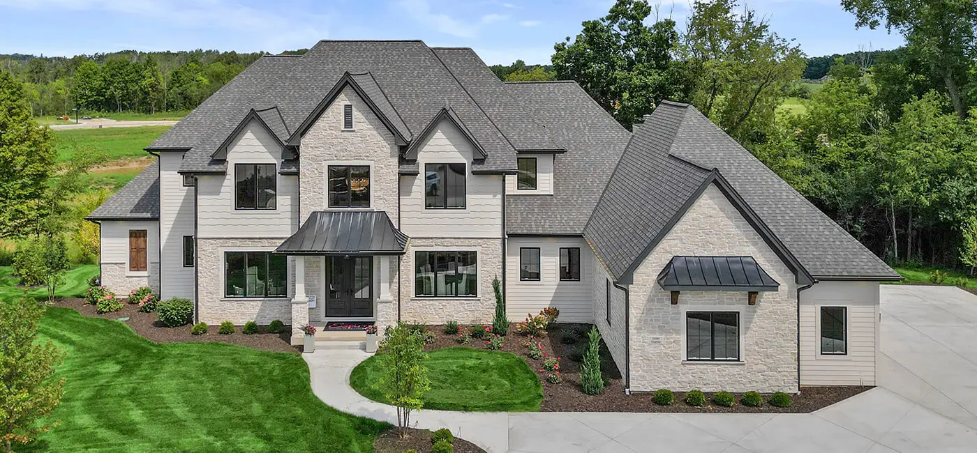 House on the hill ロンパースballet 60 Stonedene Estate | Hiking the GTA